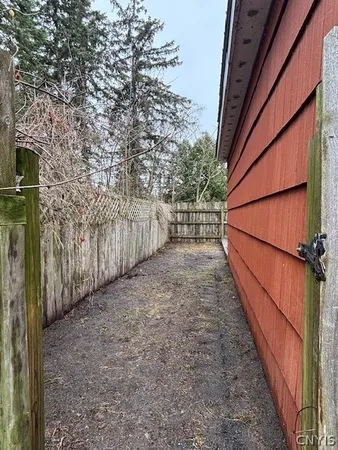 $2,550 | 7420 Mapleview Road, Cicero, NY 13039