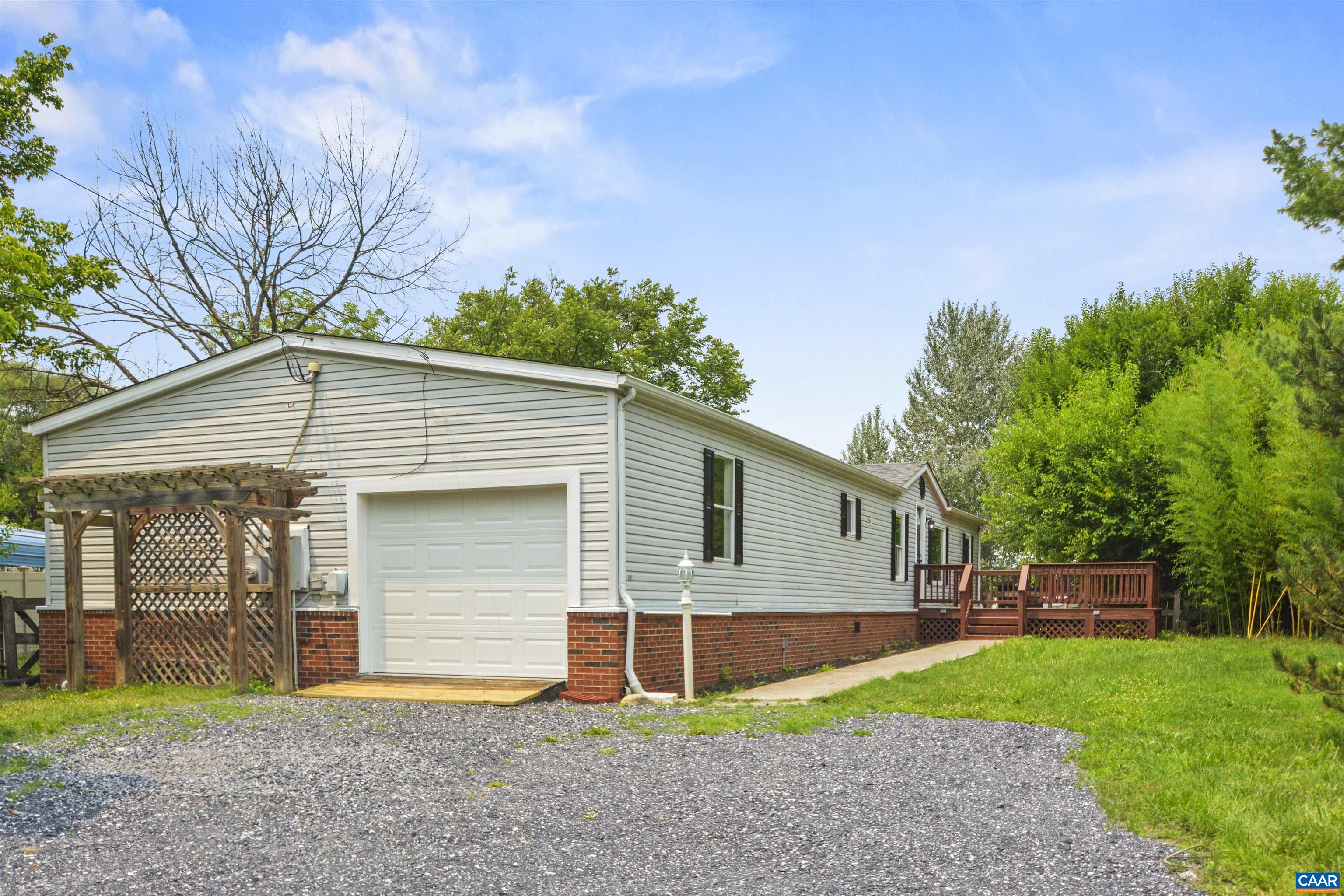 540 Battlefield Road Fort Defiance, VA 24437 - Photo 1 of 28