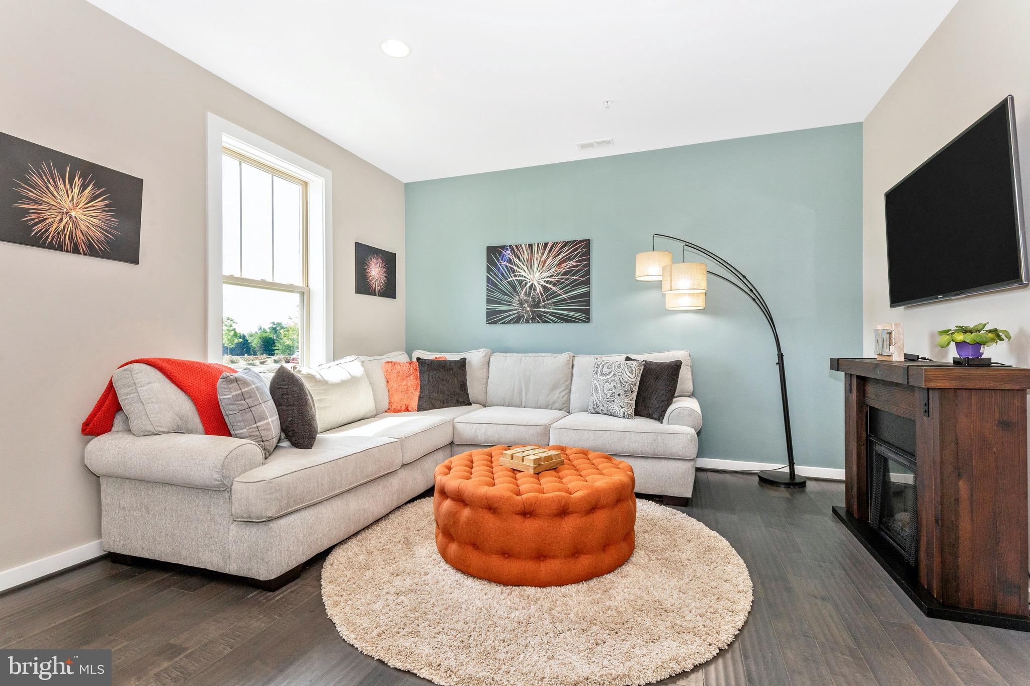 3239 Stone Barn Drive Frederick, MD 21704 - Photo 5 of 79 Entry Level Living Area