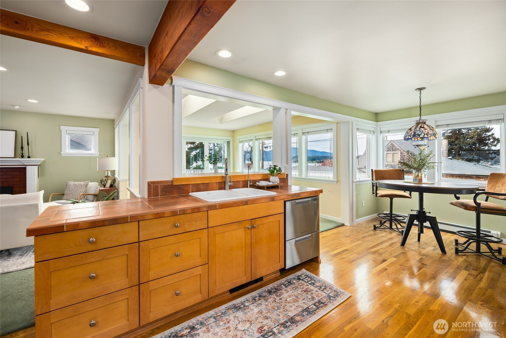 2010 9th Street Anacortes, WA 98221 - Photo 27 of 39
