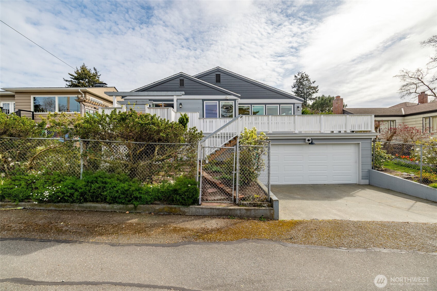 2010 9th Street Anacortes, WA 98221 - Photo 10 of 39