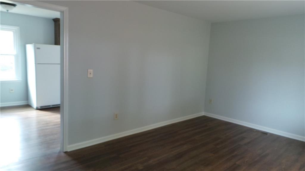 1005 Cape Hickory Road Hickory, NC 28601 - Photo 11 of 40 Gallery Image 11