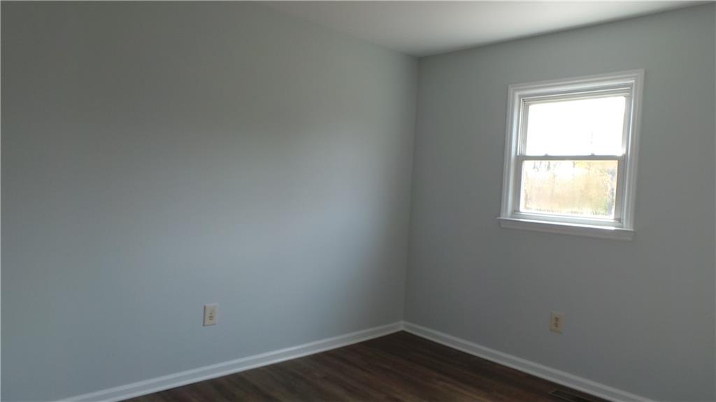1005 Cape Hickory Road Hickory, NC 28601 - Photo 14 of 40 Gallery Image 14