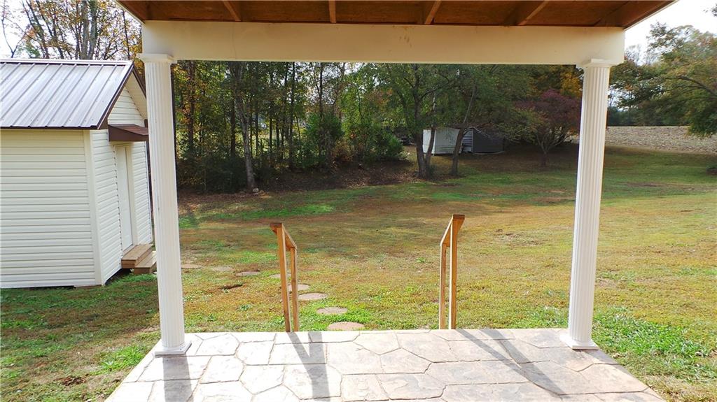 1005 Cape Hickory Road Hickory, NC 28601 - Photo 33 of 40 Gallery Image 33