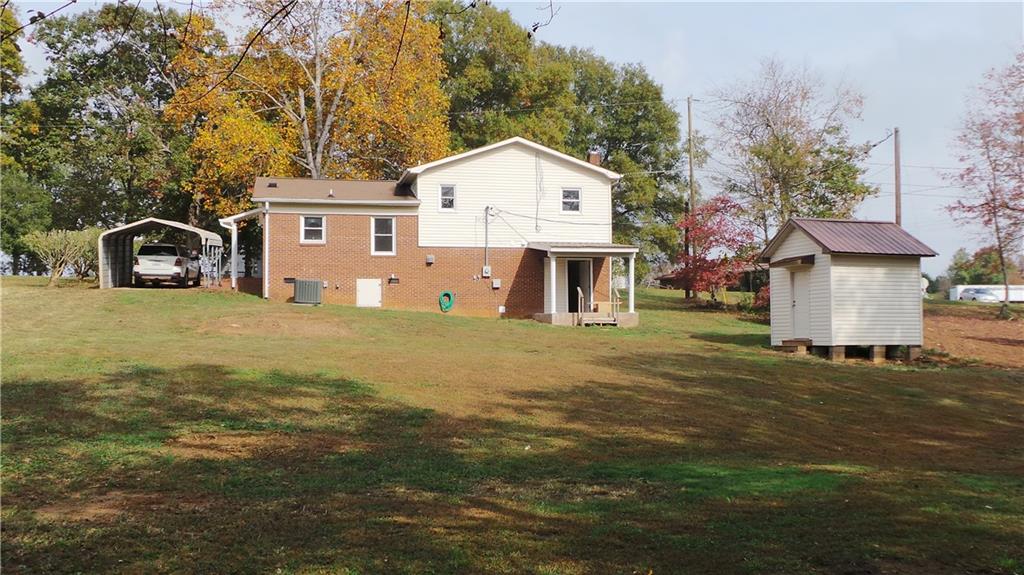 1005 Cape Hickory Road Hickory, NC 28601 - Photo 34 of 40 Gallery Image 34