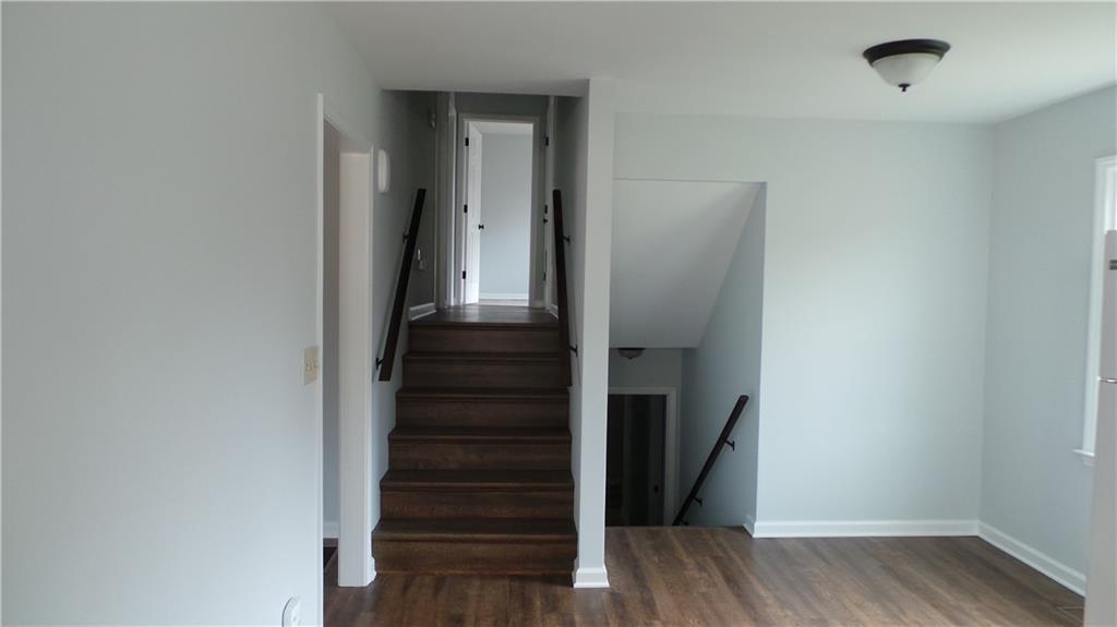 1005 Cape Hickory Road Hickory, NC 28601 - Photo 7 of 40 Gallery Image 7