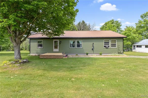 $329,900 | 955 Middle Road, Scriba, NY 13126