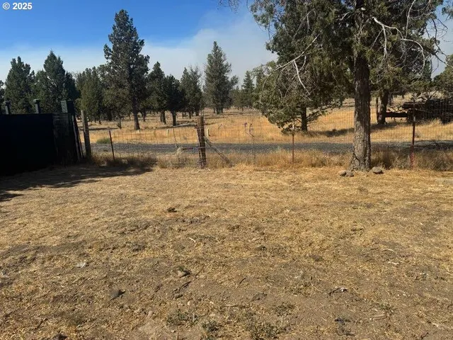 a view of a lake view