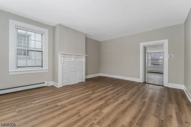 $1,800 | 20 Park Avenue, Unit A, Flemington, NJ 08822