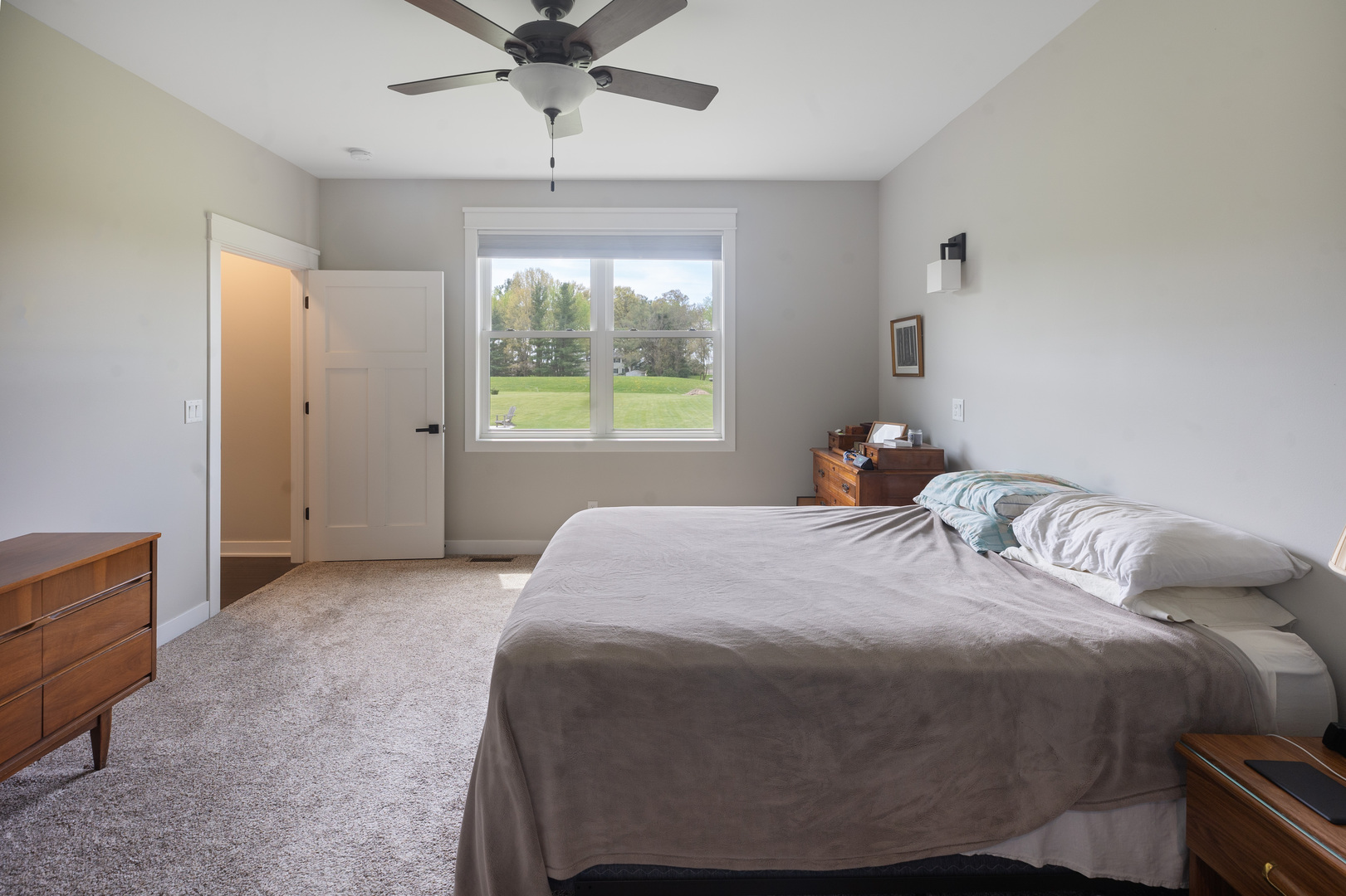 10499 East Shagbark Lane Rochelle, IL 61068 - Photo 9 of 24 Gallery Image 9