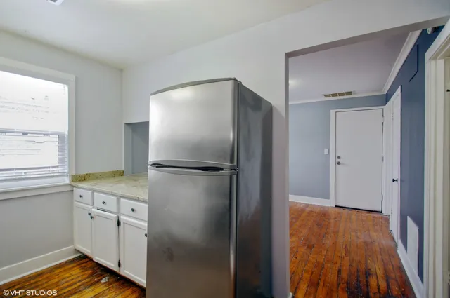 $1,350 | 3707 West McLean Avenue, Unit 2R, Chicago, IL 60647