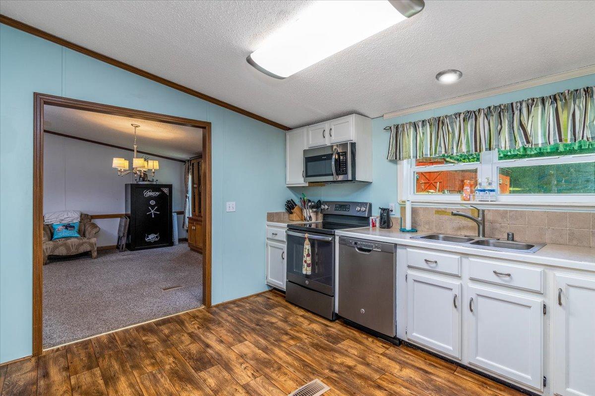 799 Skillet Road Ferrum, VA 24088 - Photo 12 of 47 10-10-799 Skillet Rd-7349-Edit