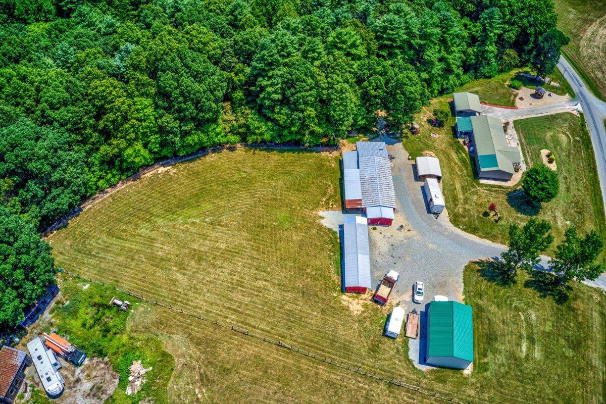 799 Skillet Road Ferrum, VA 24088 - Photo 43 of 47 43-43-799 Skillet Rd-40