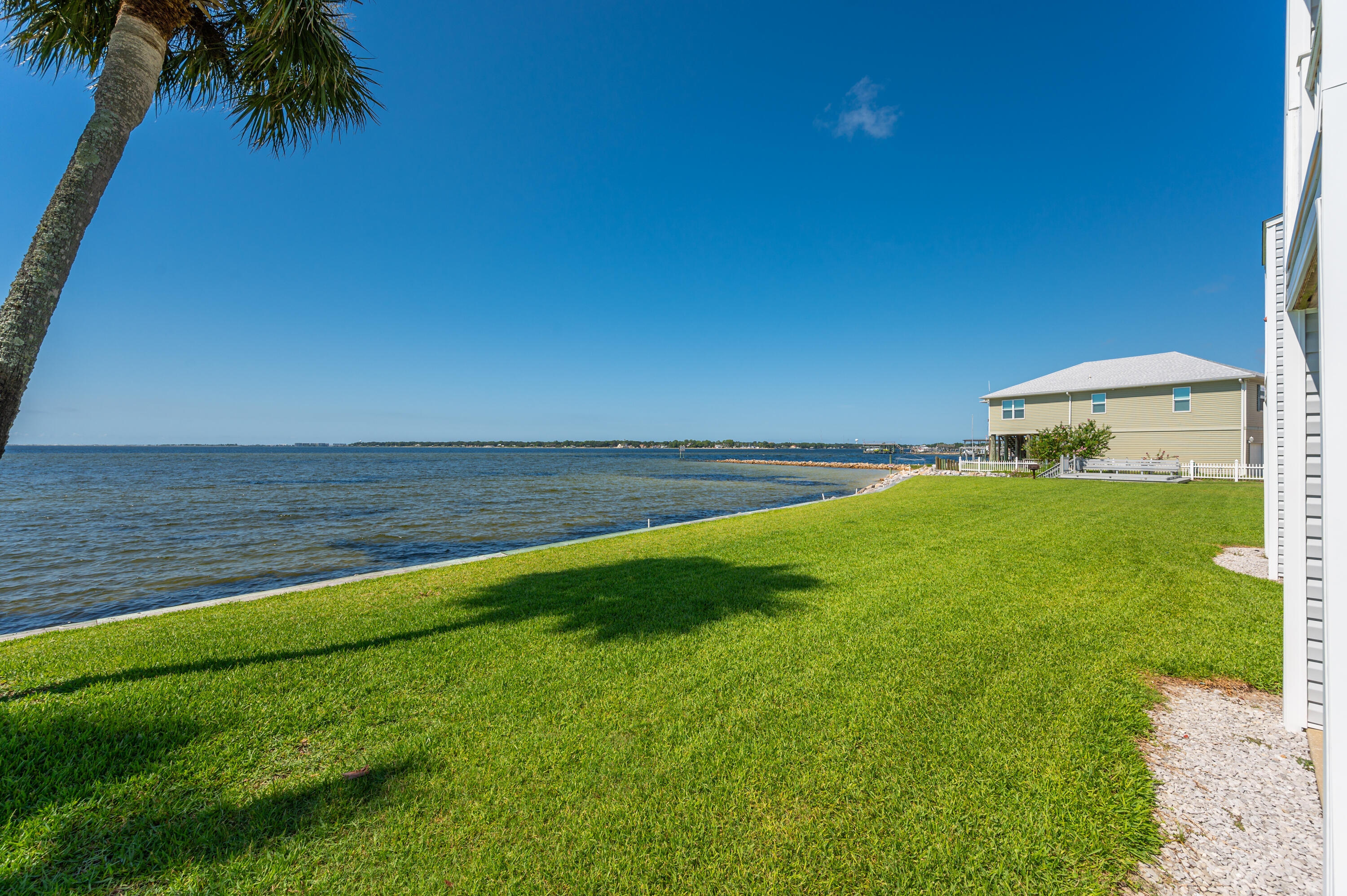 101 Old Ferry Road, Unit 16B Shalimar, FL 32579 - Photo 21 of 26 a view of outdoor space and yard
