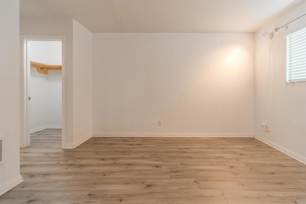 9860 Dale Avenue, Unit D10 Spring Valley, CA 91977 - Photo 25 of 55 a view of an empty room and window
