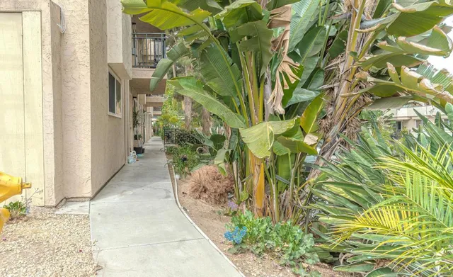 $365,000 | 9860 Dale Avenue, Unit D10, Spring Valley, CA 91977