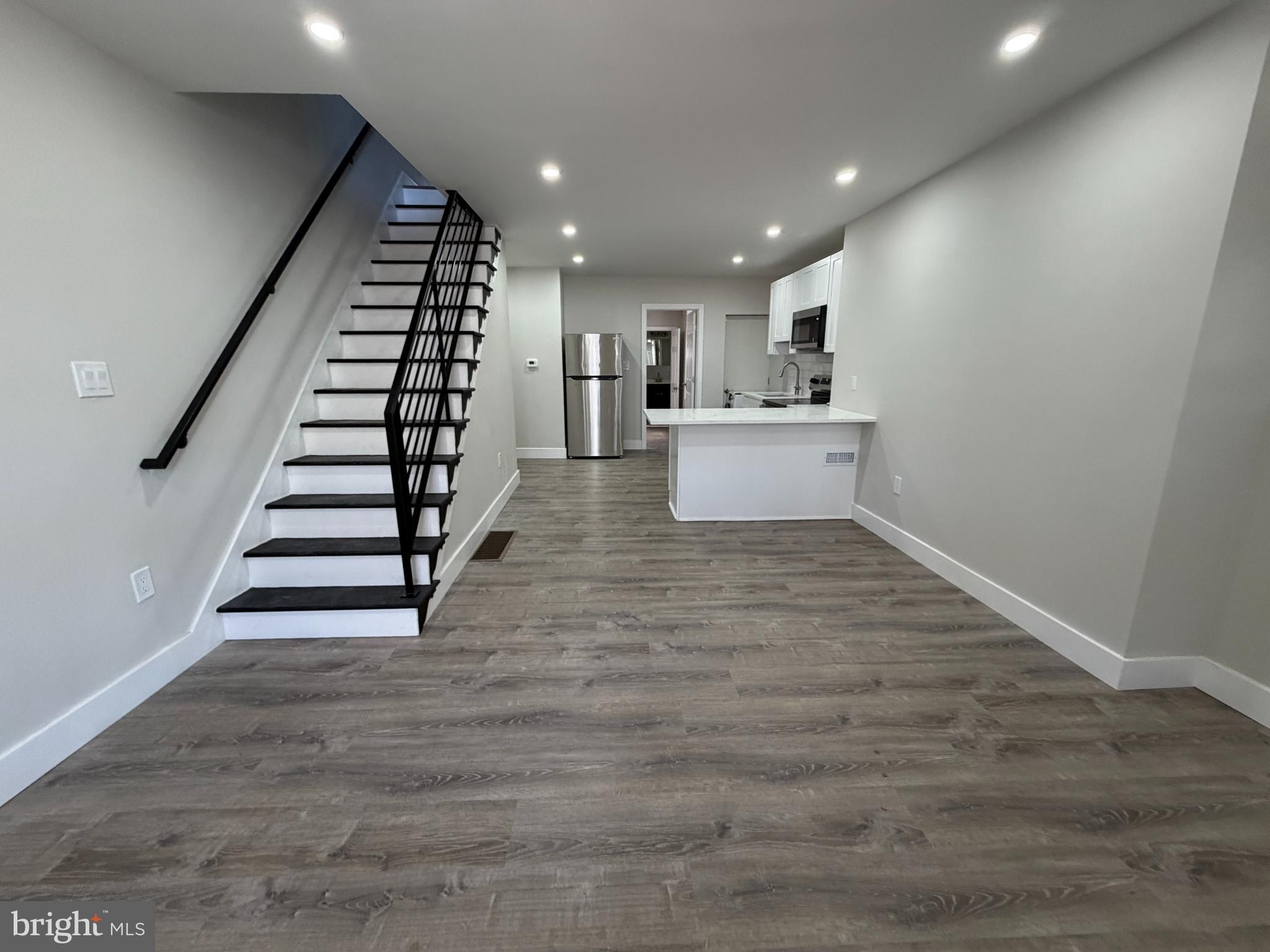 2310 Tasker Street Philadelphia, PA 19145 - Photo 4 of 15