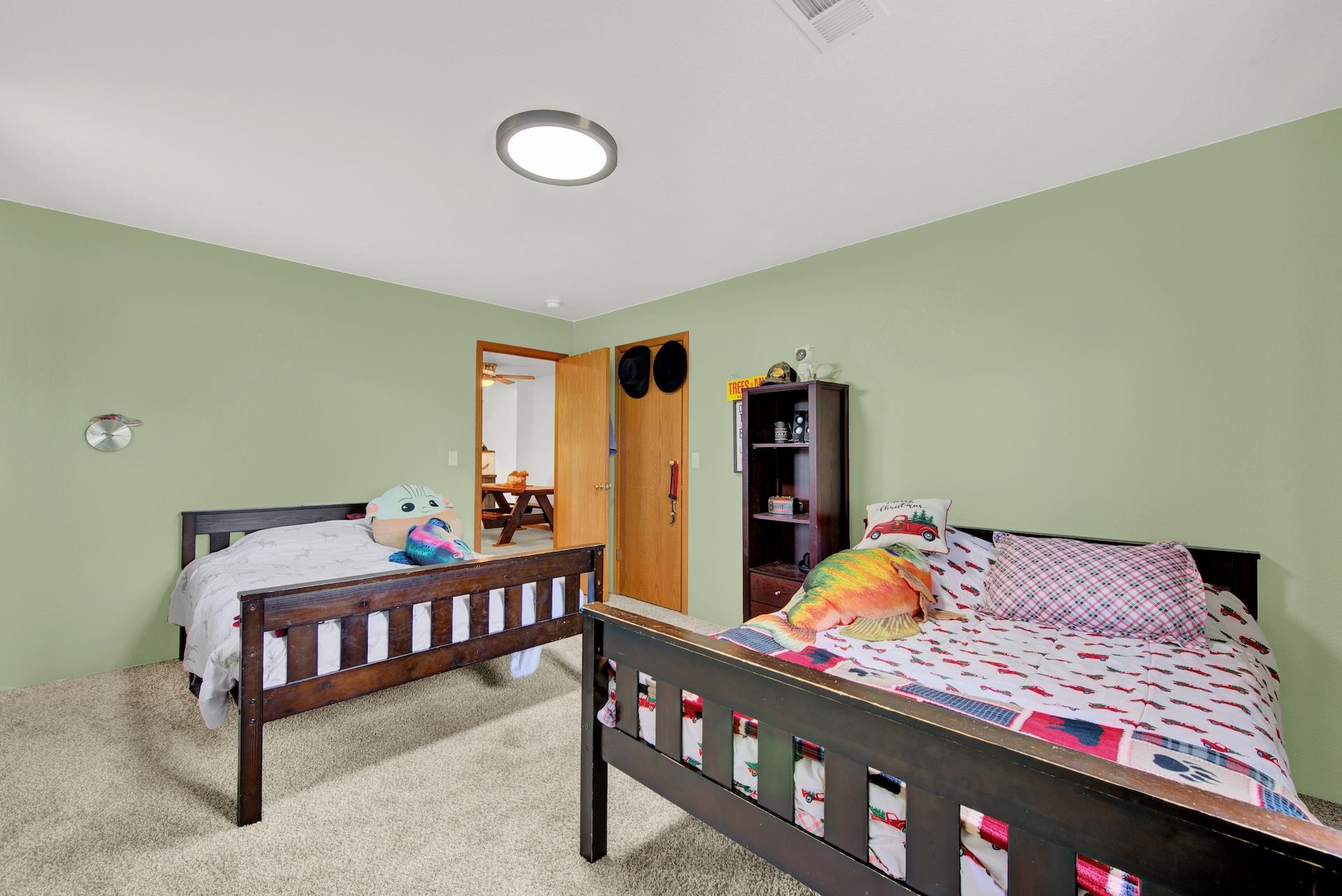 9885 Ashurst Street Proberta, CA 96078 - Photo 46 of 58