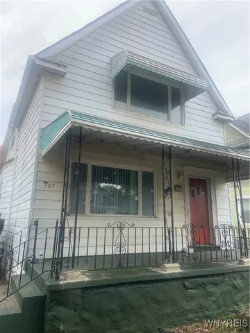 $1,200 | 907 Walden Avenue, Buffalo, NY 14211