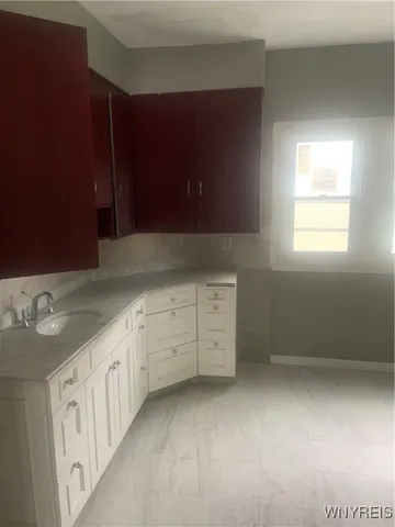 $1,200 | 907 Walden Avenue, Buffalo, NY 14211