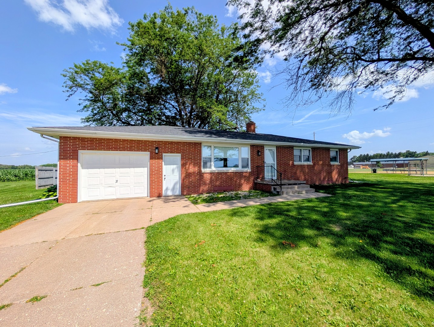 503 North 1st Street Alpha, IL 61413 - Photo 2 of 27