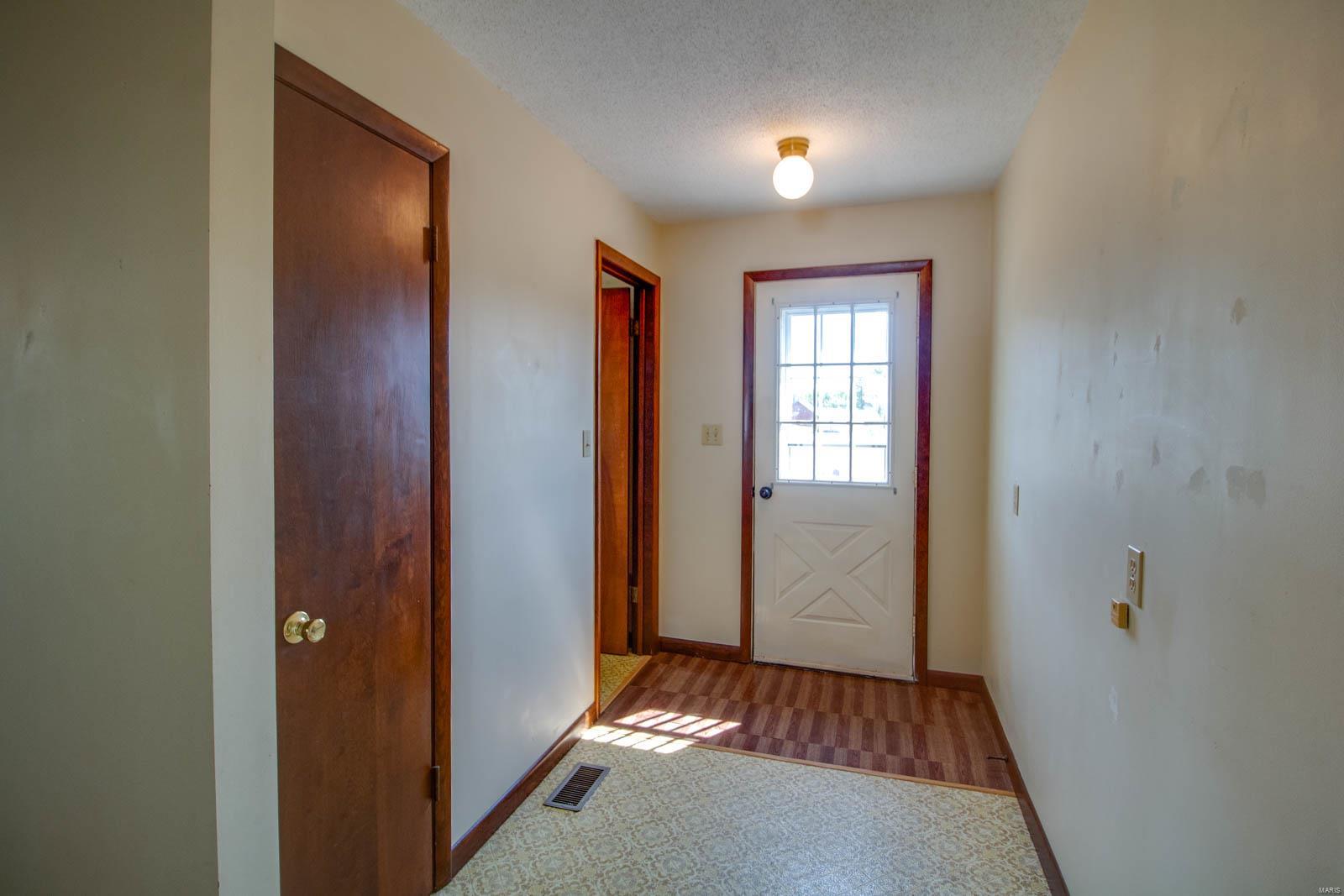101 Walnut Street Kane, IL 62054 - Photo 11 of 33 Gallery Image 11