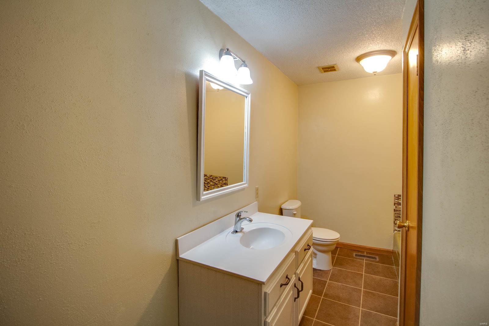 101 Walnut Street Kane, IL 62054 - Photo 19 of 33 Gallery Image 19