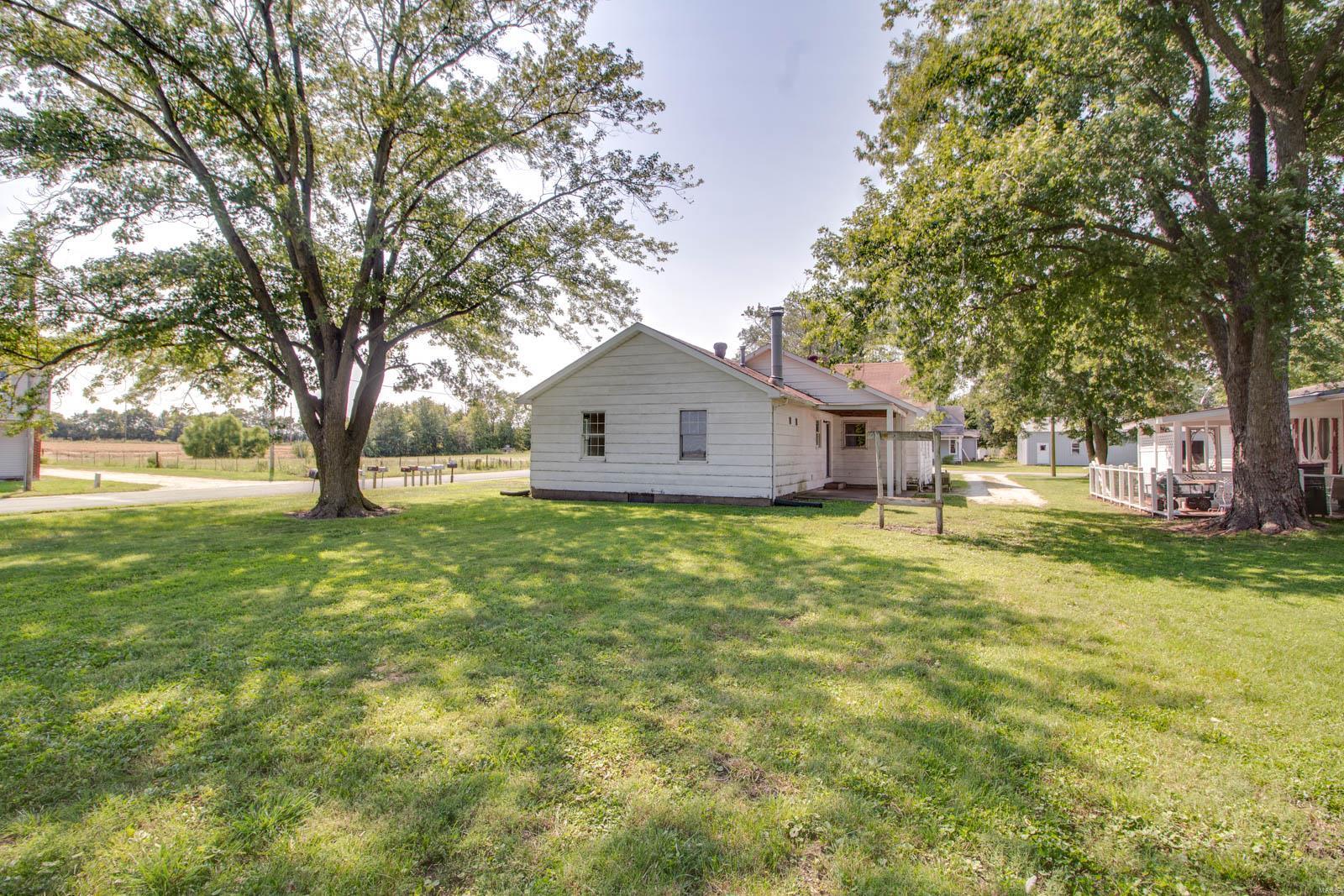 101 Walnut Street Kane, IL 62054 - Photo 32 of 33 Gallery Image 32