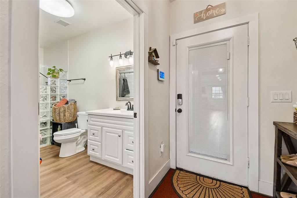 3009 Jim Johnson Road Plant City, FL 33566 - Photo 43 of 84 a bathroom with a sink a toilet and shower