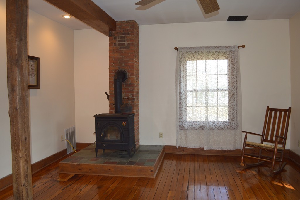 1081 Huntington Road Russell, MA 01071 - Photo 6 of 27