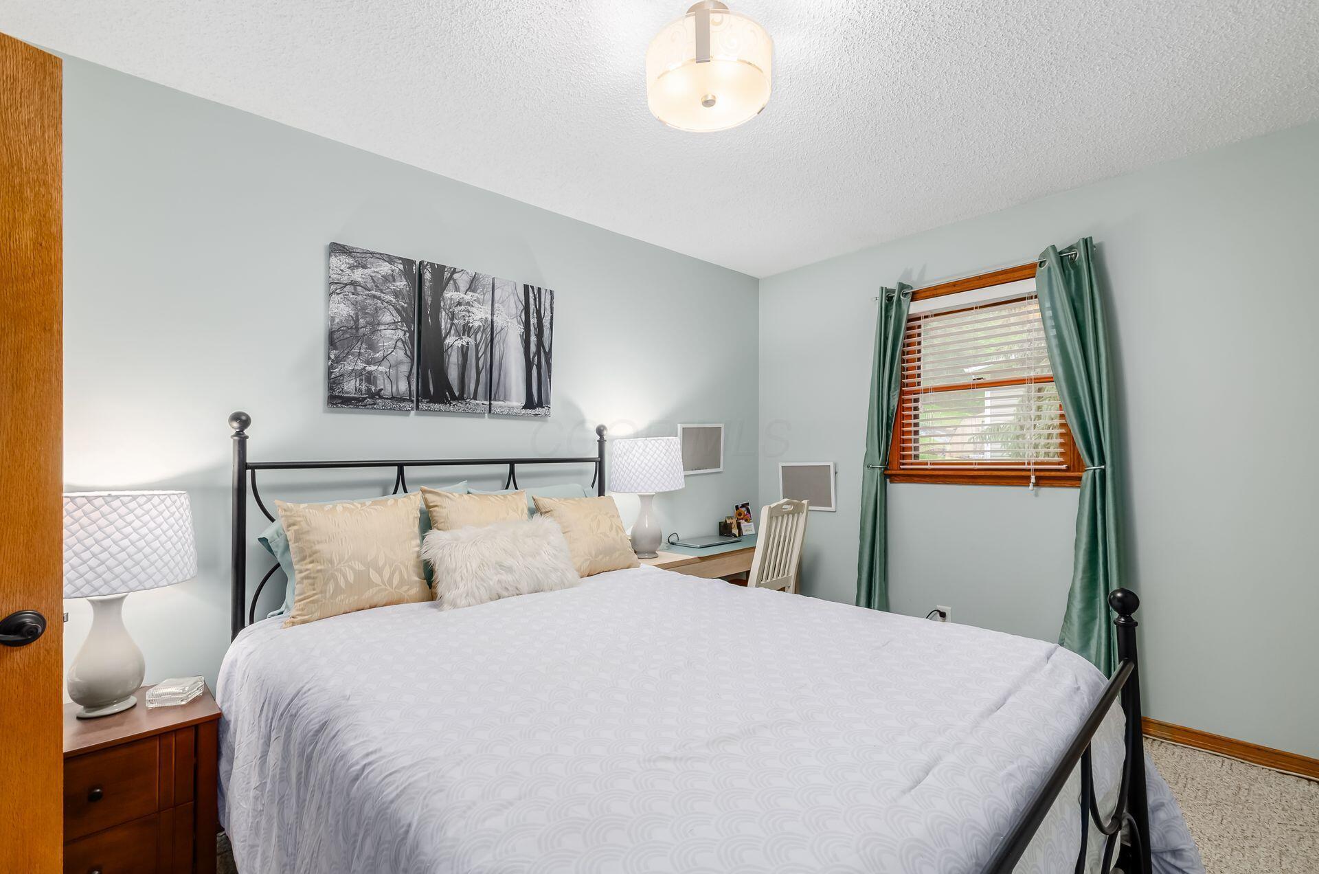 557 Ross Road Southeast Lancaster, OH 43130 - Photo 13 of 39