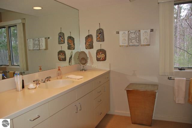5014 Woodridge Road Maple City, MI 49664 - Photo 27 of 60 1784075-26.JPG