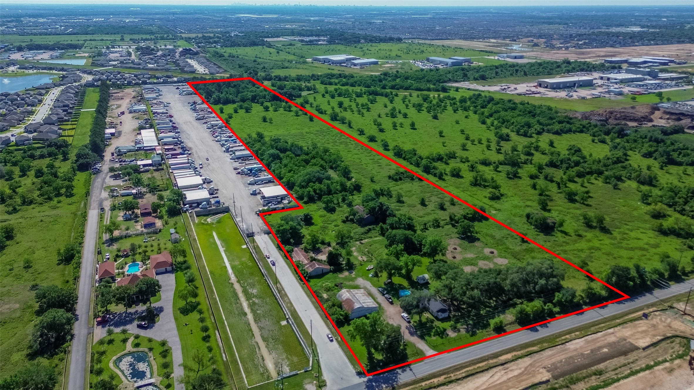 4522 Katy Hockley Road Katy, TX 77493 - Photo 3 of 5