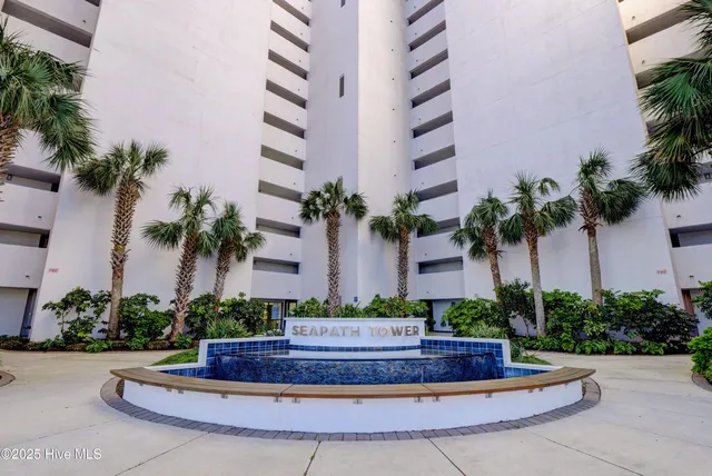 $2,500 | 322 Causeway Drive, Unit STE 207, Wrightsville Beach, NC 28480