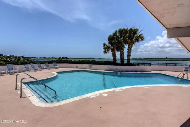 $2,500 | 322 Causeway Drive, Unit STE 207, Wrightsville Beach, NC 28480