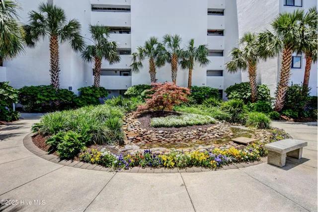 $2,500 | 322 Causeway Drive, Unit STE 207, Wrightsville Beach, NC 28480