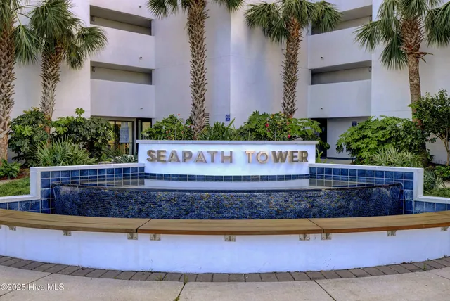 $2,500 | 322 Causeway Drive, Unit STE 207, Wrightsville Beach, NC 28480