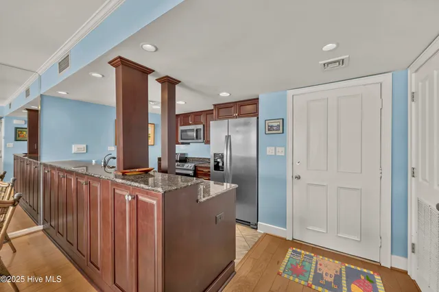 $2,500 | 322 Causeway Drive, Unit STE 207, Wrightsville Beach, NC 28480