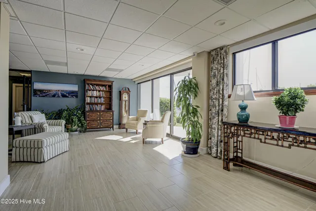 $2,500 | 322 Causeway Drive, Unit STE 207, Wrightsville Beach, NC 28480