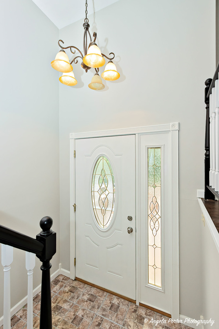 1119 Rolling Lane Road Johnsburg, IL 60051 - Photo 4 of 34 Gallery Image 4