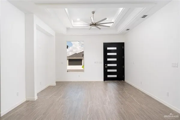 $2,050 | 529 Country Club Drive, Alamo, TX 78516