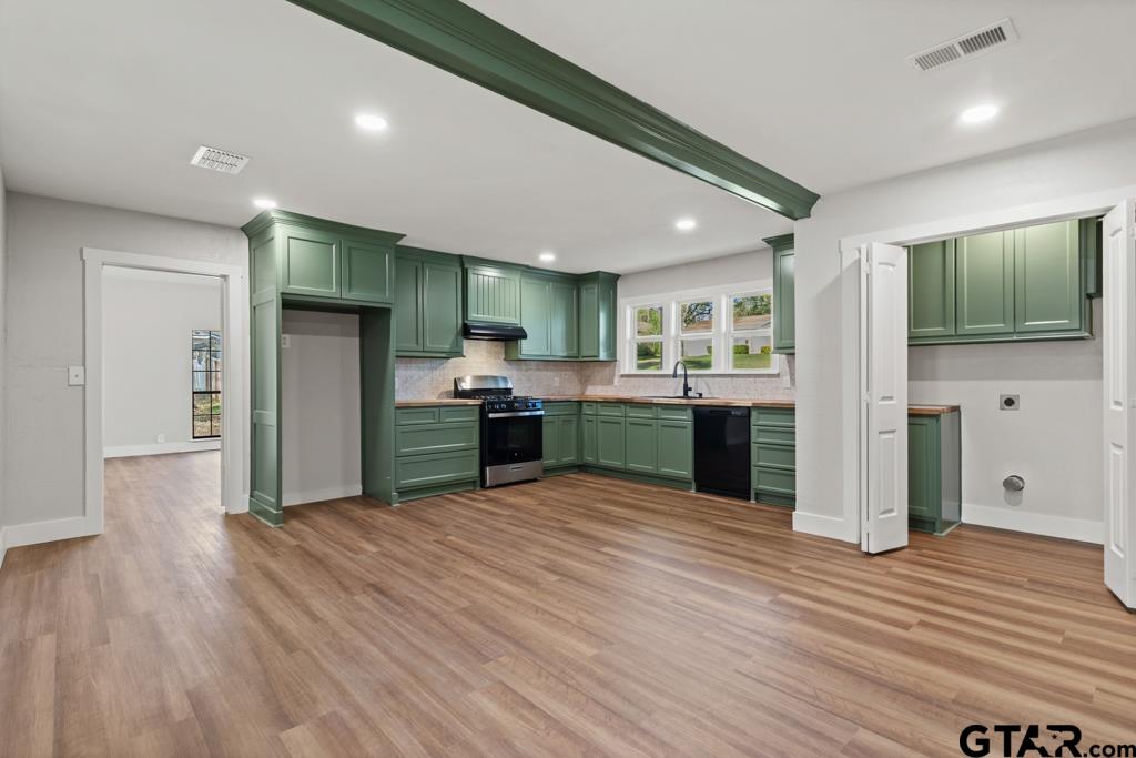 2819 New Copeland Road Tyler, TX 75701 - Photo 8 of 39