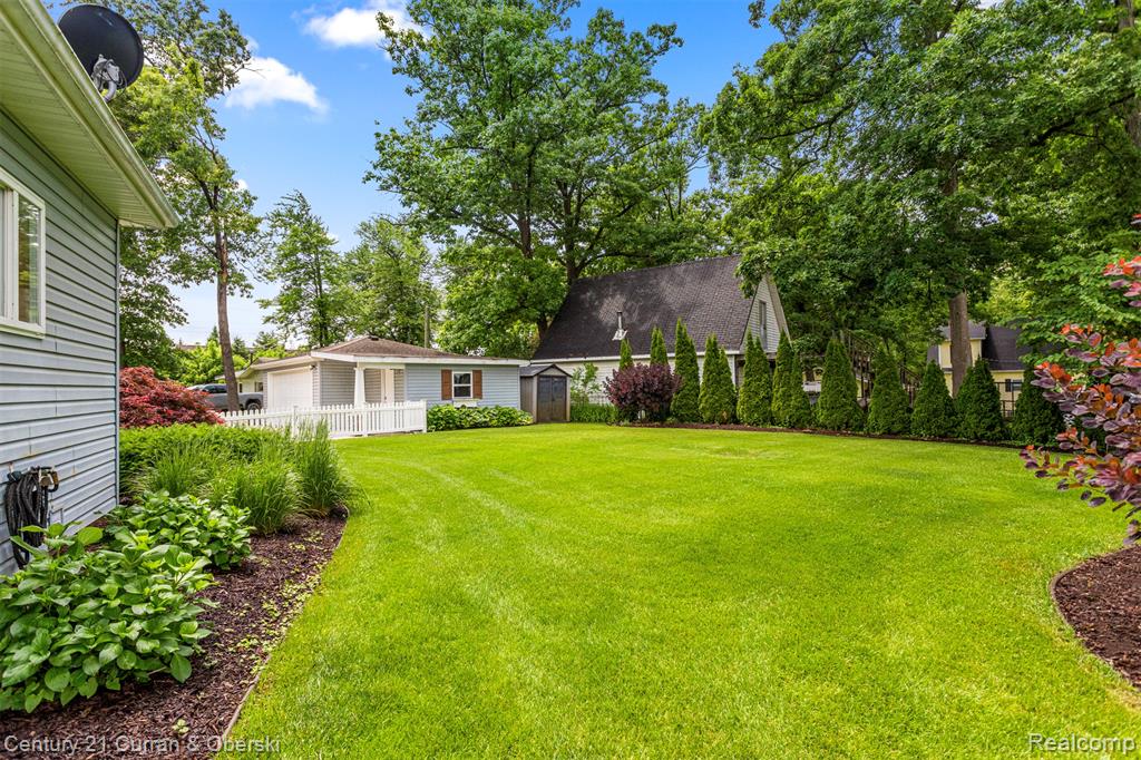 5443 Ridgemont Street Howell, MI 48843 - Photo 23 of 27