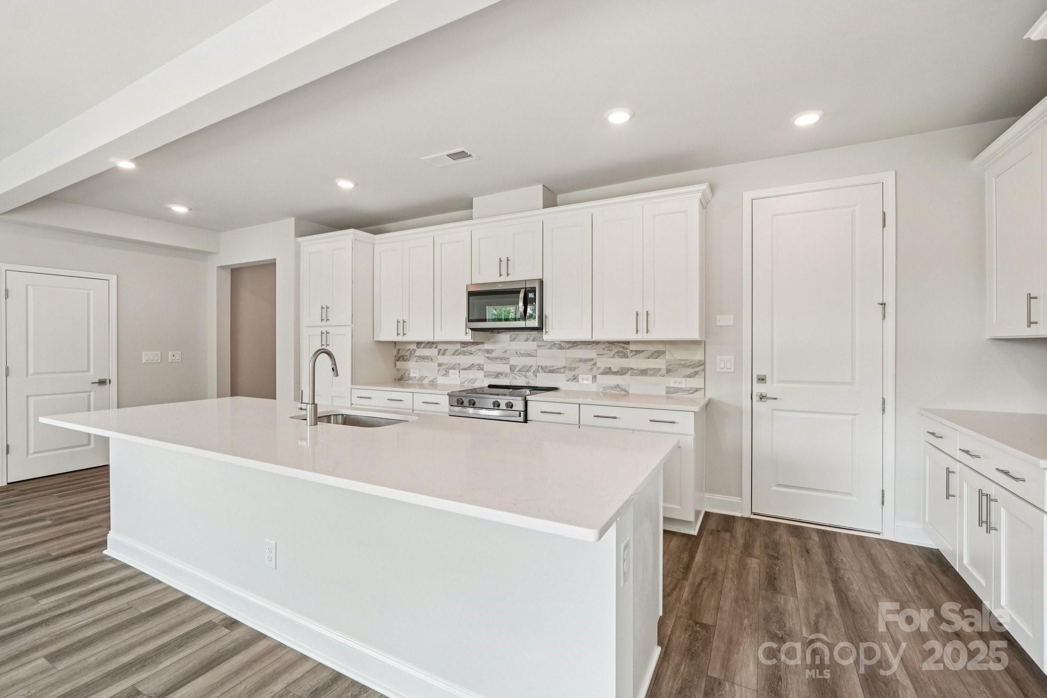 720 Flare Drive Tega Cay, SC 29708 - Photo 4 of 21