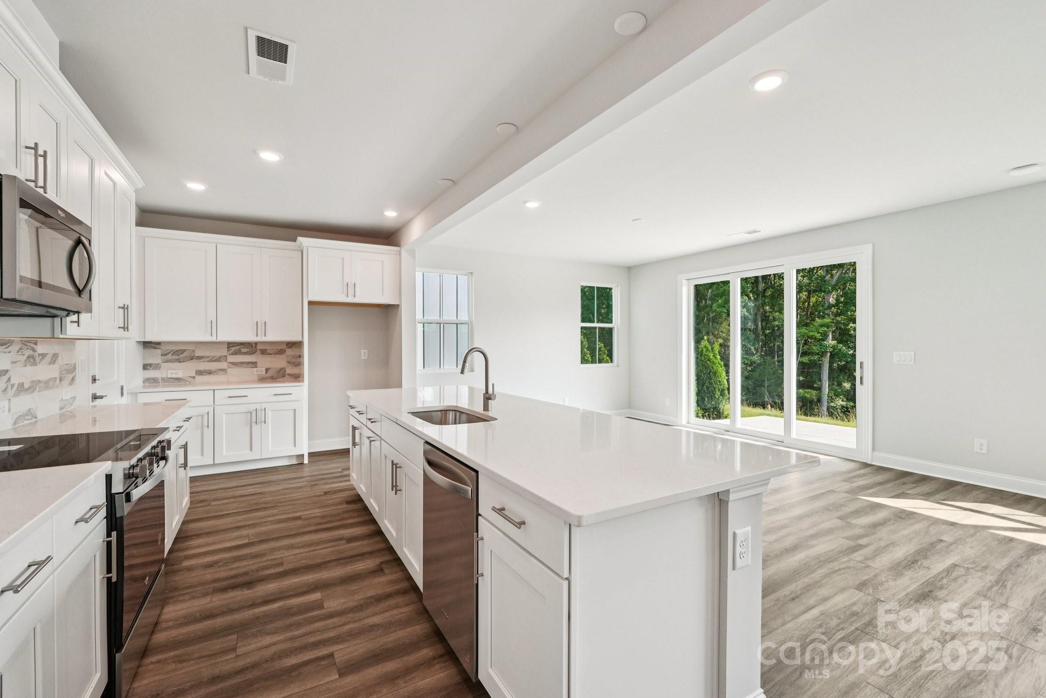 720 Flare Drive Tega Cay, SC 29708 - Photo 6 of 21