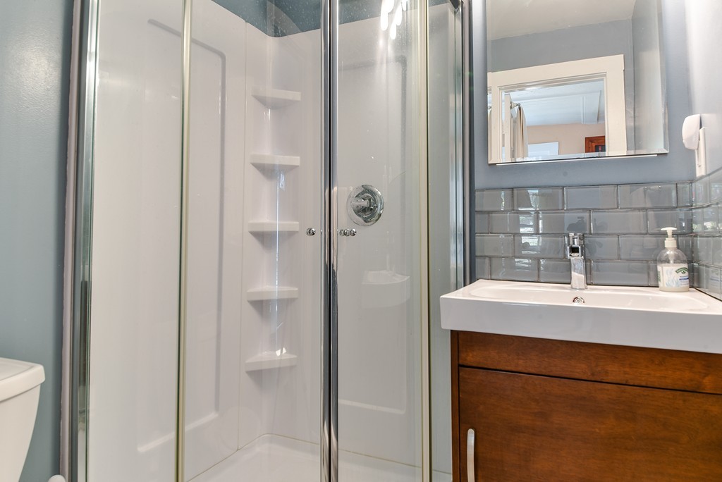 10 Laconia Road Natick, MA 01760 - Photo 14 of 19