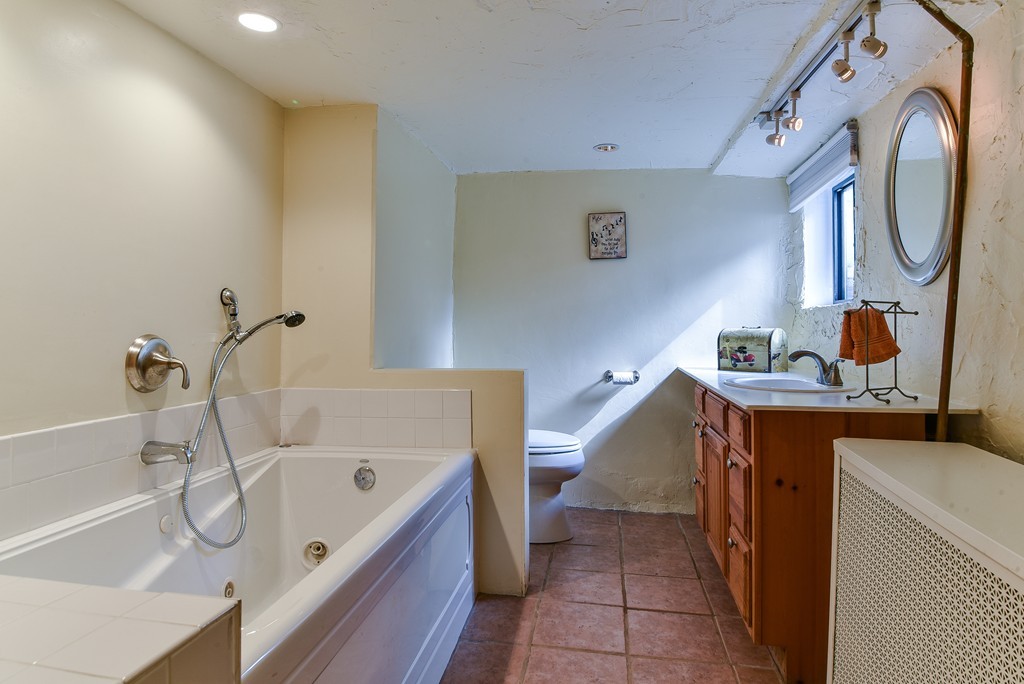 10 Laconia Road Natick, MA 01760 - Photo 17 of 19