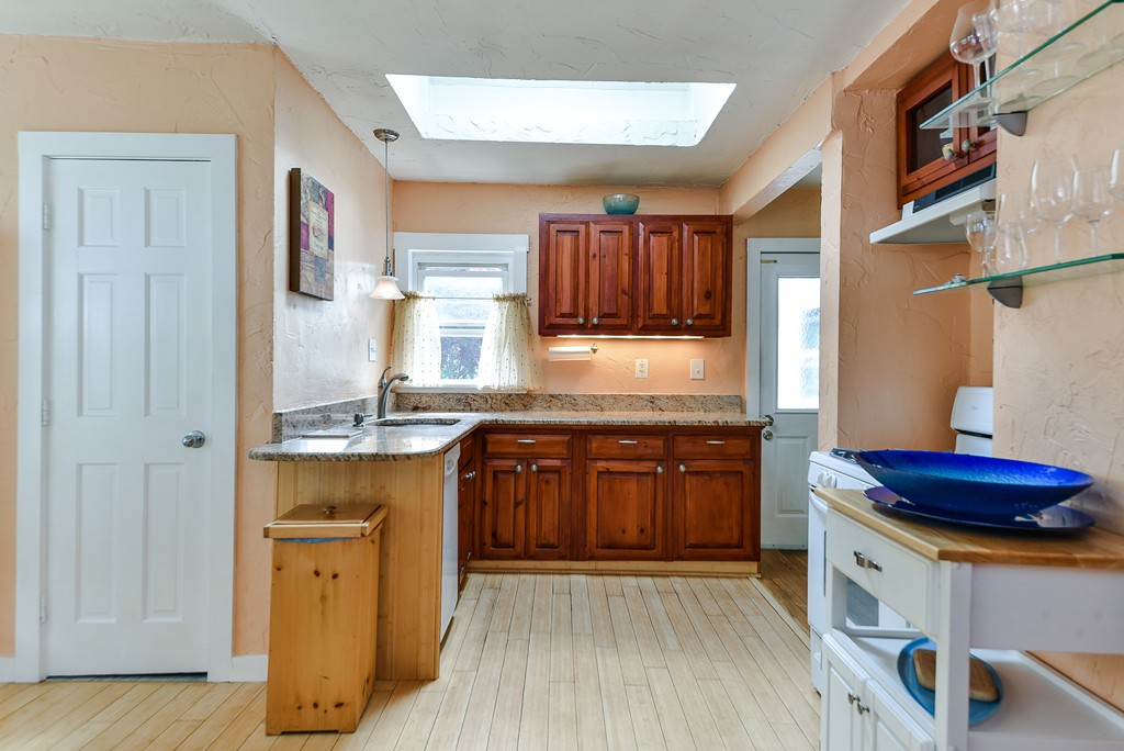 10 Laconia Road Natick, MA 01760 - Photo 8 of 19