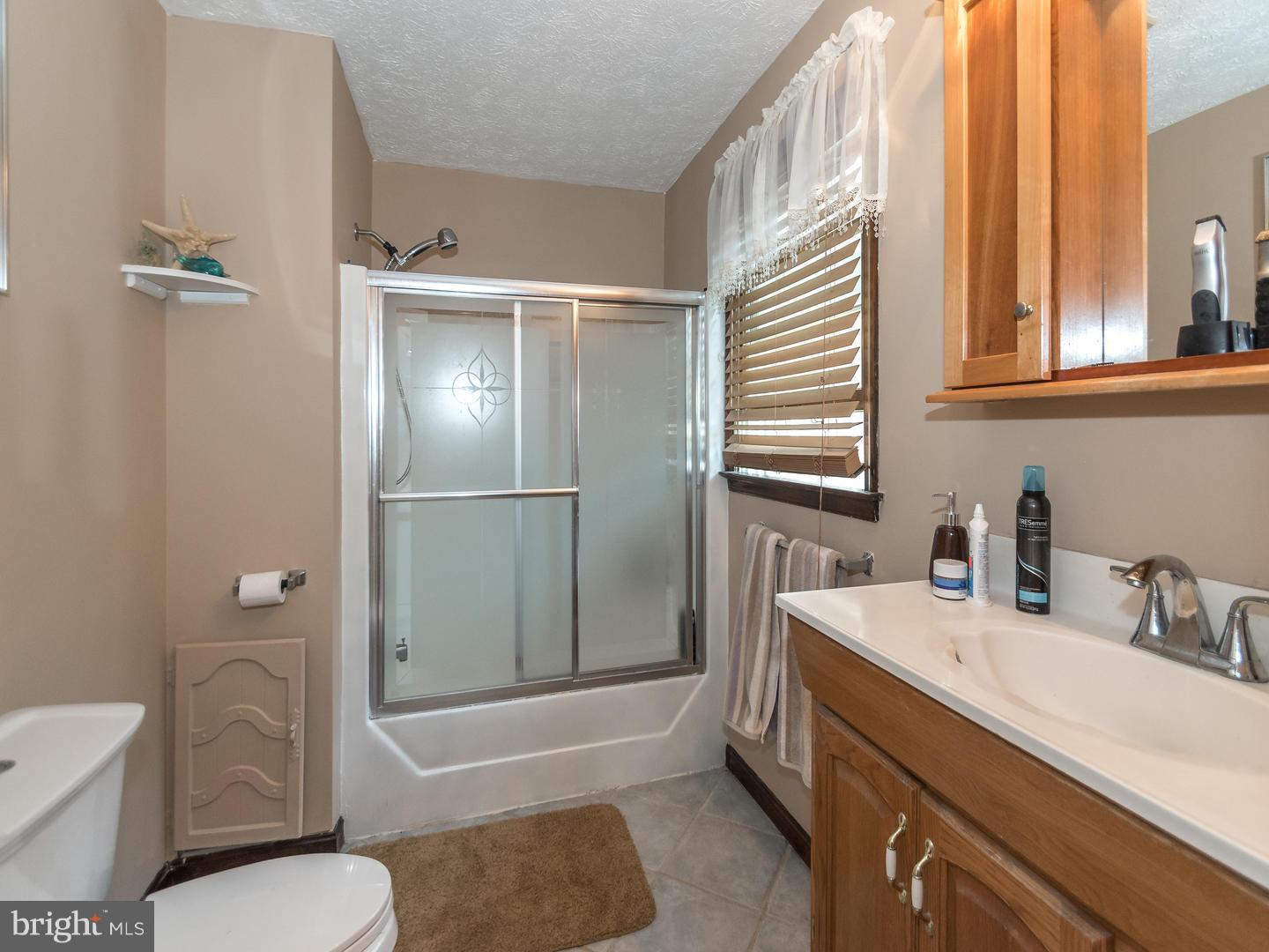5346 Turkey Point Road North East, MD 21901 - Photo 19 of 30 Bath (Master)