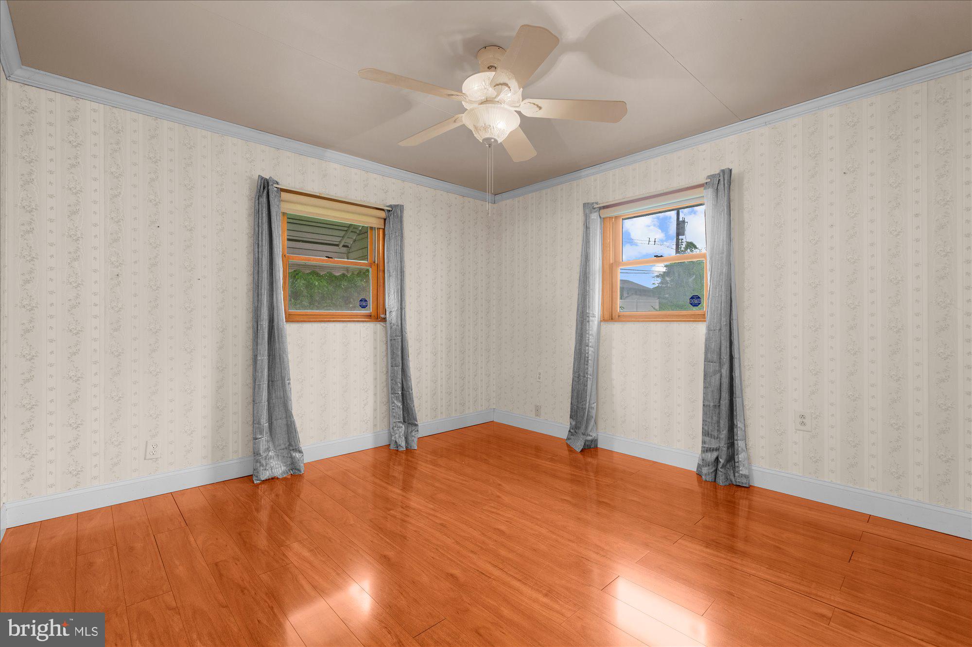 721 Auburn Road Fairless Hills, PA 19030 - Photo 19 of 30 3rd bedroom